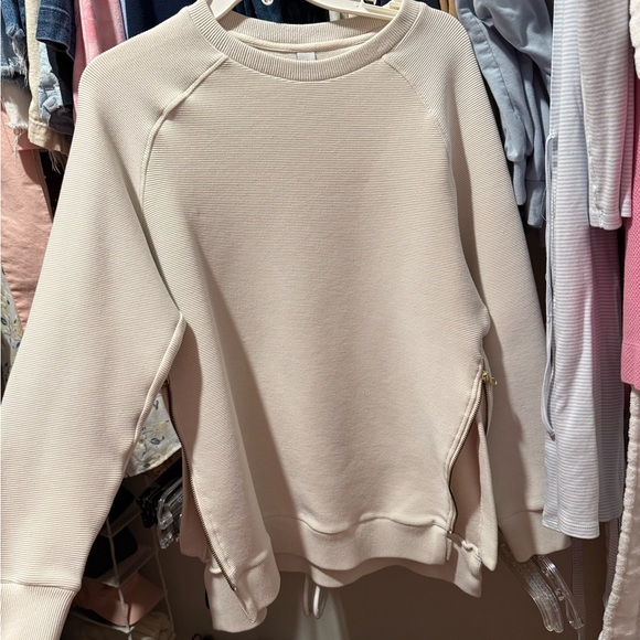 Varley Cream Ribbed Sweater - Picture 7 of 11